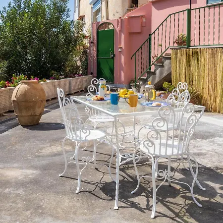 Rosa House - Breathtaking View Of The Amalfi Coast بيت للعطل